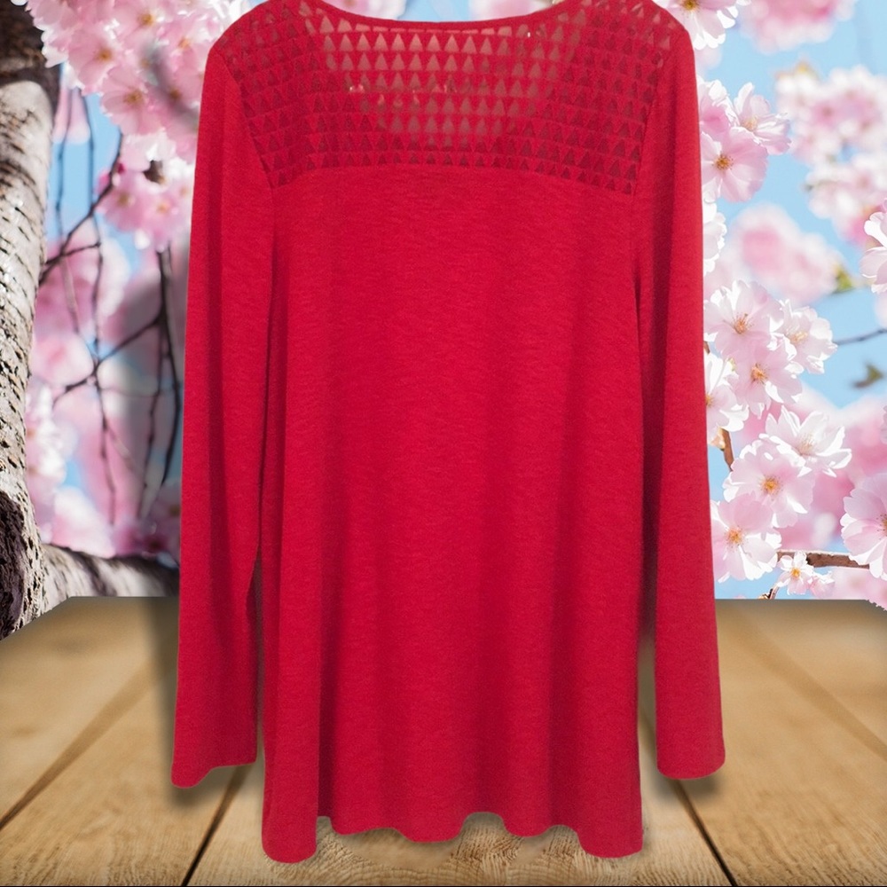 Lane Bryant red knit, long sleeve top, size 18/20.